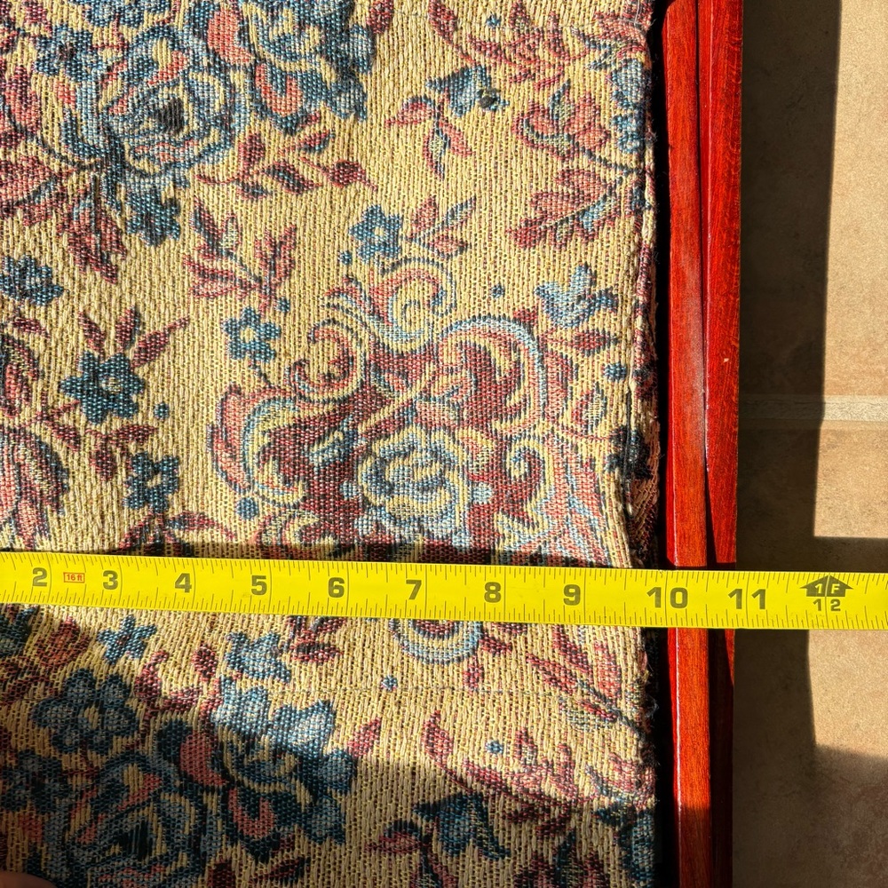 Vintage Tapestry Foldable Yarn Caddy - Picture 7 of 7
